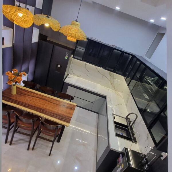 Nhà 3 tầng kiệt ô tô Tôn Đức Thắng 5790