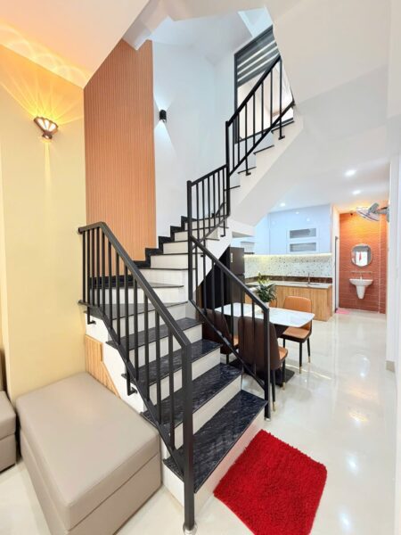 Nhà 3 tầng kiệt Hoàng Diệu, 4780