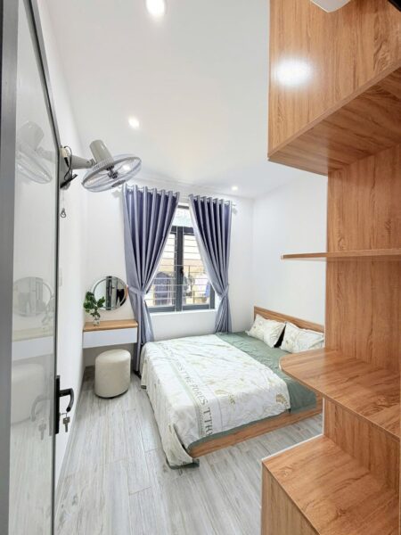 Nhà 3 tầng kiệt Hoàng Diệu, 4780