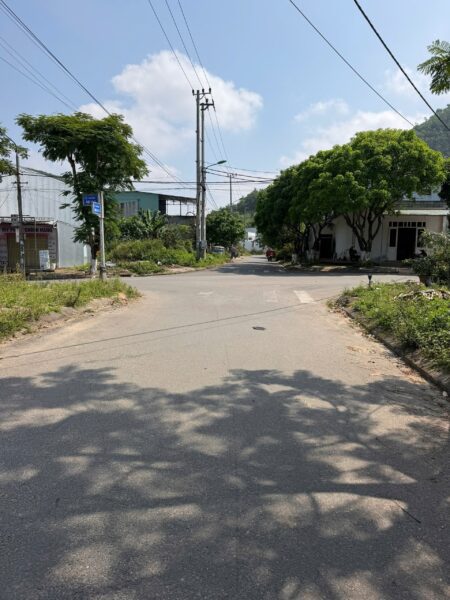 Đất mặt tiền Đại La4, 95mv,2950