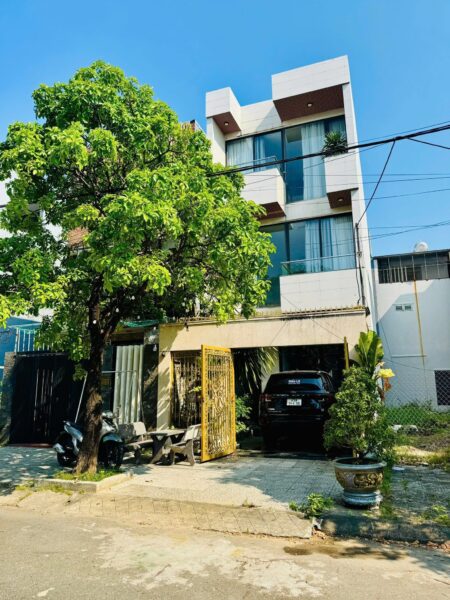 Nhà 3 tầng mặt tiền Giang Châu, Nam Việt Á, 13ty8