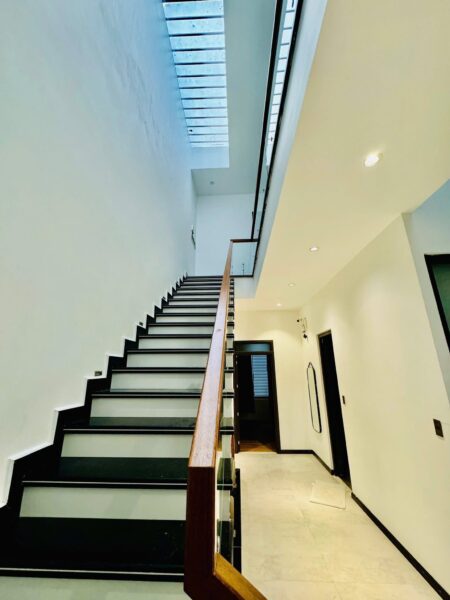 Nhà 3 tầng mặt tiền Giang Châu, Nam Việt Á, 13ty8