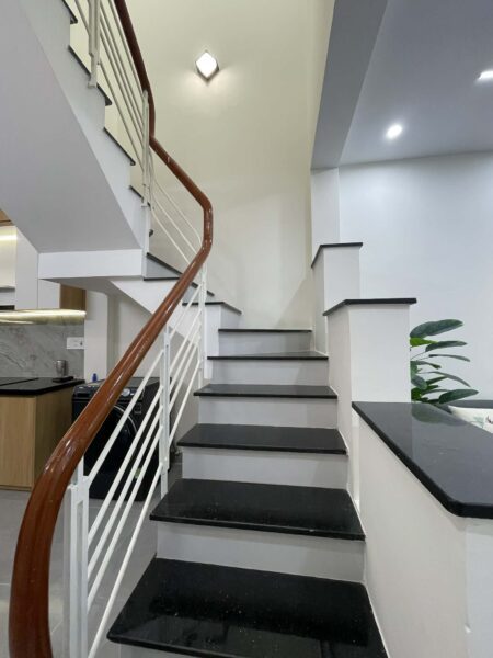 Nhà 2 tầng kiệt trần cao Vân 3650