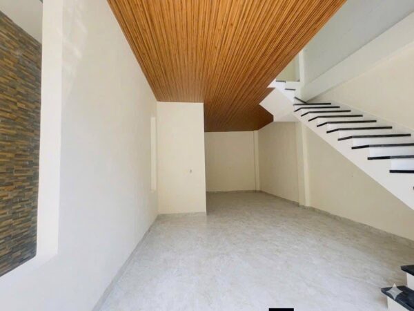 Nhà 3 tầng kiệt ô tô Tôn đức thắng, 4960