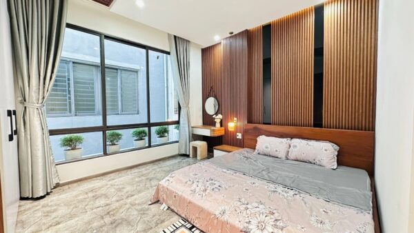 Nhà 3 tầng mặt tiền Nguyễn Huy Tự, 7950