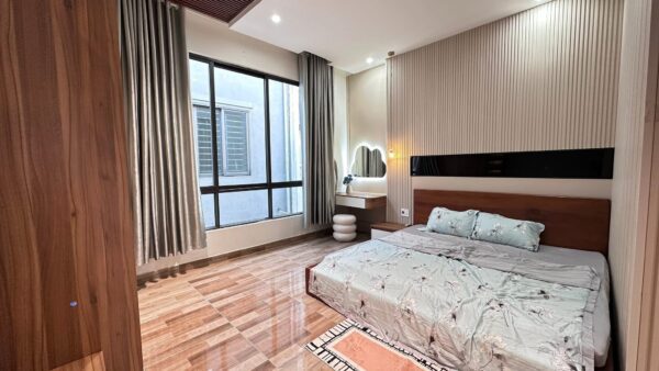 Nhà 3 tầng mặt tiền Nguyễn Huy Tự, 7950