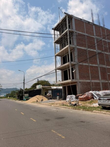 Đất mặt tiền Nguyễn Đình Tứ, 97mv, 6290