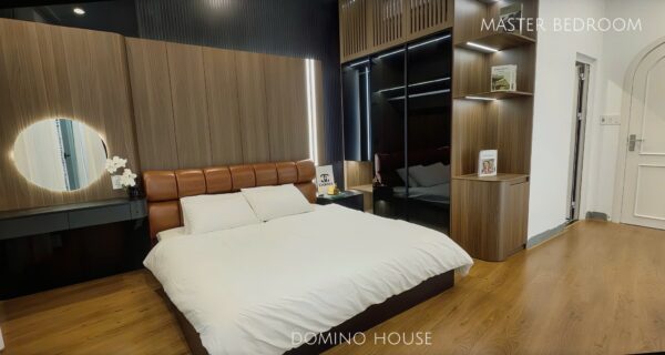 Nhà 3 tầng kiệt ô tô Huỳnh Ngọc Huệ, 5650