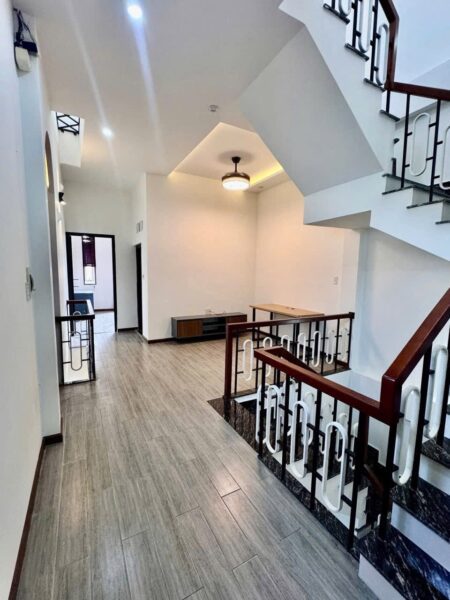 Nhà 3 tầng mặt tiền Đào Sư Tích, 5990