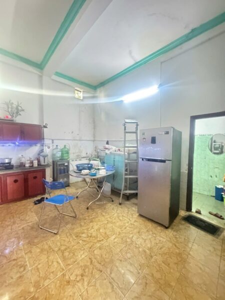 Nhà 2 tầng mặt tiền Trường chinh 4950