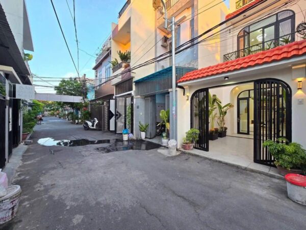 Nhà 4 tầng kiệt ô tô Ngô Thị Nhậm, 5390