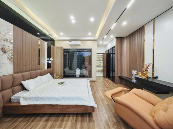 Nhà 3 tầng mặt tiền Cổ Mân Mai, 6800