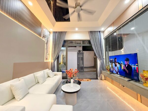 Nhà 2 tầng kiệt ô tô Trường chinh 82mv, 4950