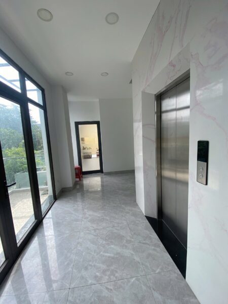 Nhà 5 tầng 2 mặt tiền Nguyễn Sinh sắc, 26ty990