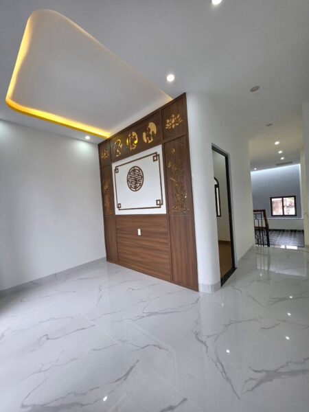 Nhà 3 tầng kiệt ô tô Tôn Đức thắng, 5650