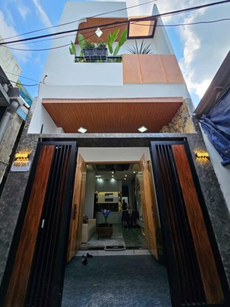 Nhà 2 tầng kiệt Nguyễn Lương Bằng, 3700