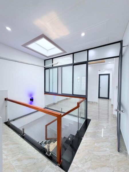 Nhà 4 tầng kiệt Trần cao Vân 5350