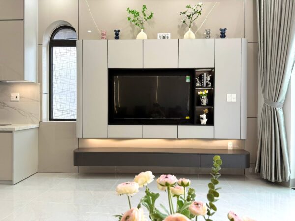 Nhà 3 tầng 3 mặt tiền Thái thị bôi 8950