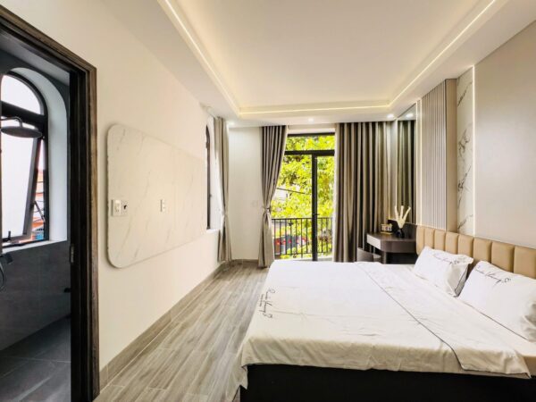 Nhà 3 tầng 3 mặt tiền Thái thị bôi 8950