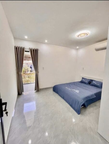 Nhà 2 tầng kiệt Hoàng diệu 3980