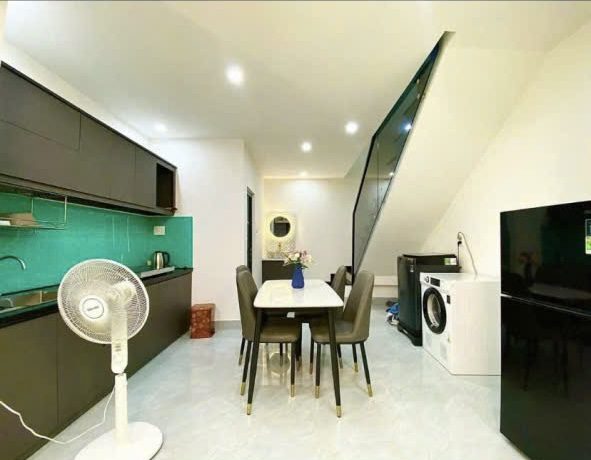 Nhà 2 tầng kiệt Hoàng diệu 3980