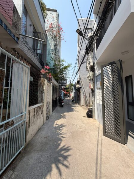 Nhà 3 tầng kiệt Trần Xuân Lê, 5200