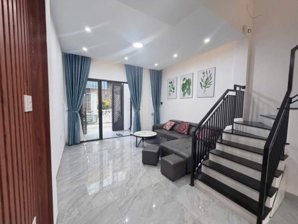 Nhà 3 tầng kiệt Trần Xuân Lê, 5200