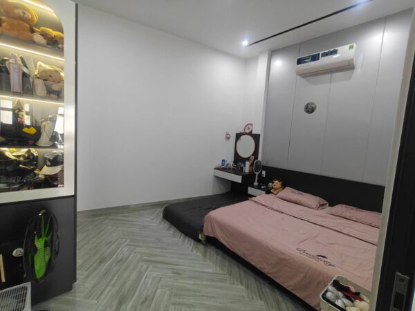 Nhà 2 tầng kiệt Lê Đình Lý, 3700