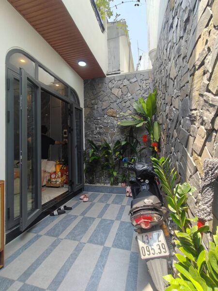 Nhà 2 tầng kiệt Lê Đình Lý, 3700