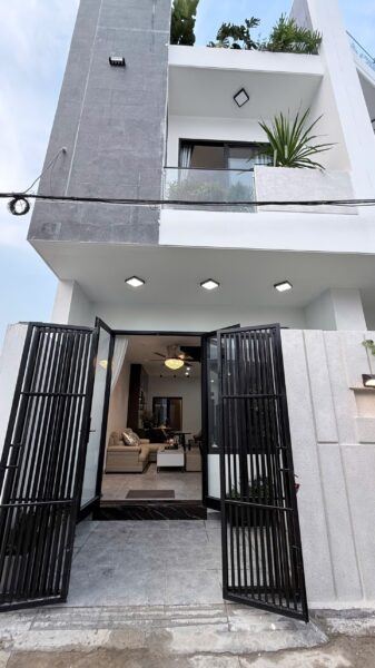 Nhà 3 tầng kiệt ô tô Gò Dư 5190