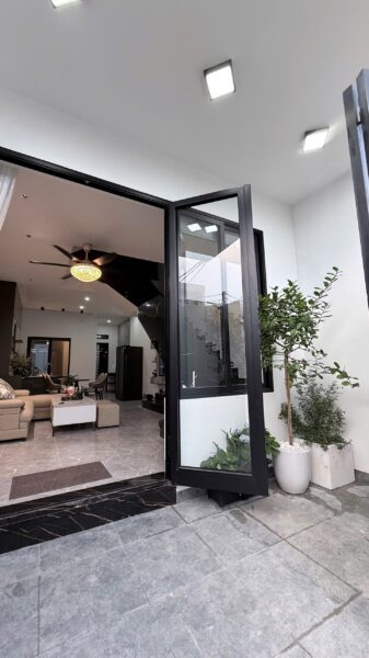 Nhà 3 tầng kiệt ô tô Gò Dư 5190