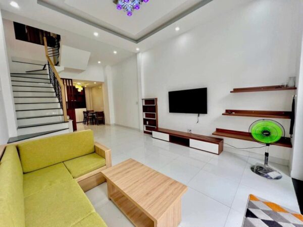 Nhà 2 tầng rưỡi kiệt Bế Văn Đàn 3950