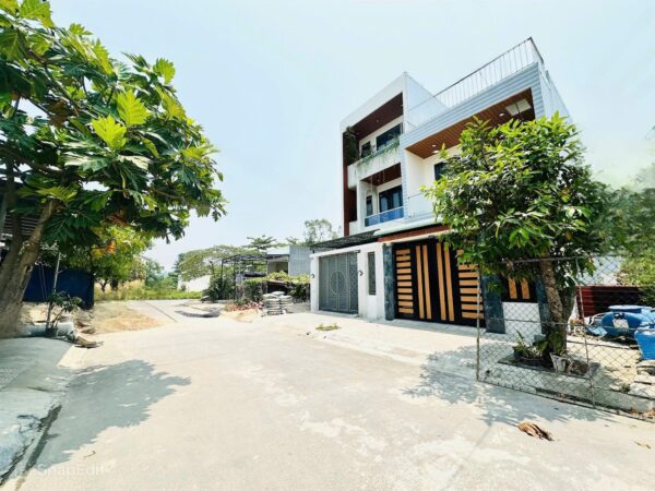 Đất mặt tiền Nguyễn công triều 3950