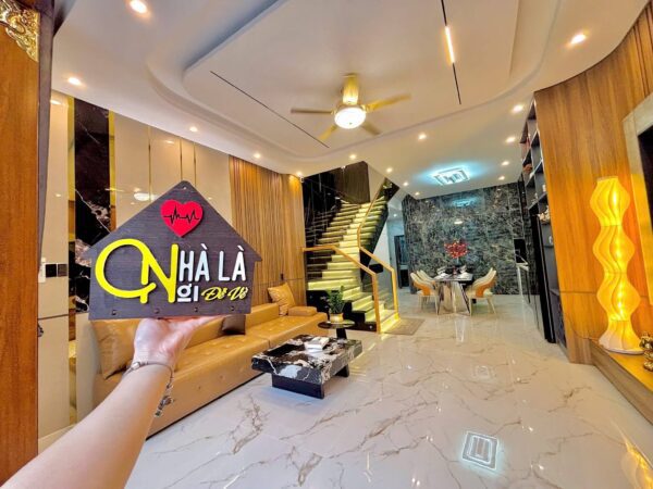 Nhà 3 tầng mặt tiền Phan Khôi 7595