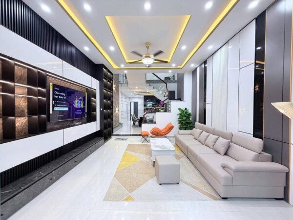 Nhà 3 tầng mặt tiền Phú Lộc 8150