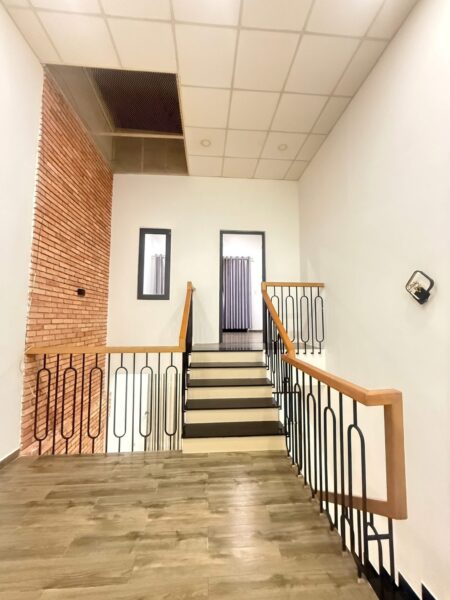 Nhà 2 tầng kiệt ô tô Trường chinh 4550