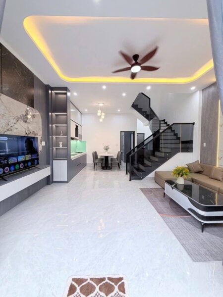 Nhà 3 tầng kiệt Tô Hiệu 66mv, 5490