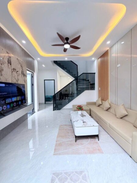 Nhà 3 tầng kiệt Tô Hiệu 66mv, 5490
