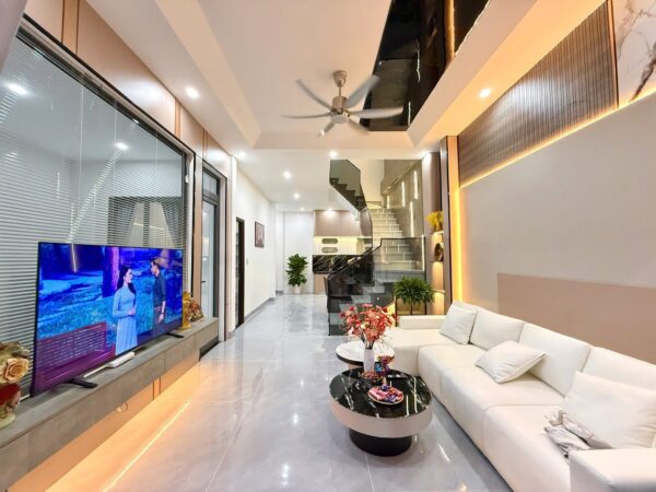 Nhà 2 tầng kiệt ô tô Trường chinh 82mv, 4950