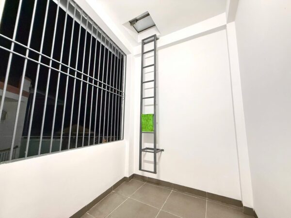 Nhà 2 tầng kiệt ô tô Trường chinh 82mv, 4950