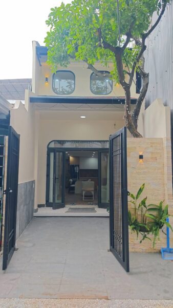 Nhà kiệt Tôn đản 67mv, 4450
