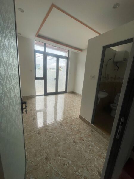 Nhà 5 tầng mặt tiền Trần cao Vân 9150