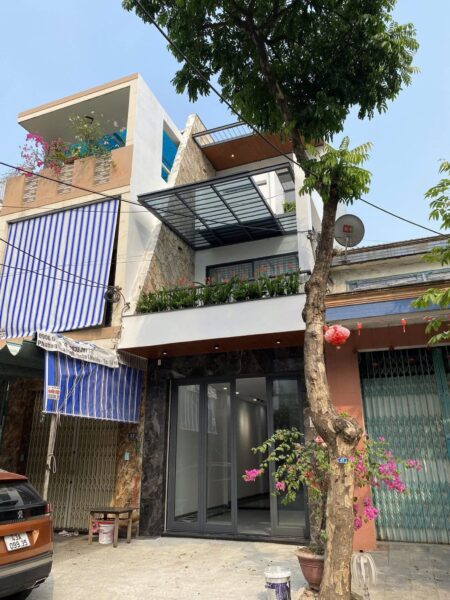 Nhà 3 tầng mặt tiền Phạm đình Hổ 9000