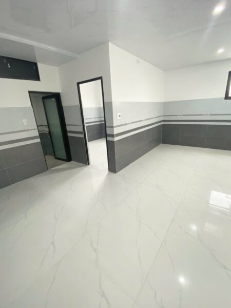 Nhà mê lửng kiệt ô tô Hoàng Văn Thái 3800
