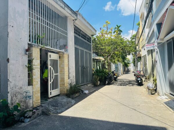 Nhà 2 mặt kiệt ô tô Nguyễn Phước Nguyên 3650