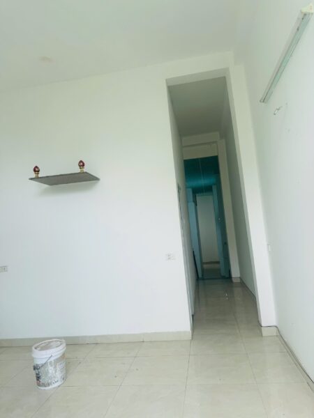 Nhà 3 tầng mặt tiền Huỳnh Ngọc Huệ 7700