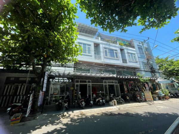 2 nhà liền kề mặt tiền Nguyễn Trung Trực 13150