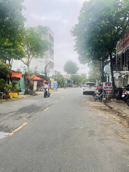2 nhà liền kề mặt tiền Nguyễn Trung Trực 13150