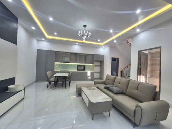 Nhà 2 tầng kiệt Trần cao Vân 80mv 5700