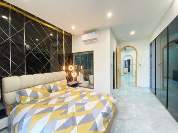 Nhà 3 tầng mặt tiền Lê Thiệt 7590